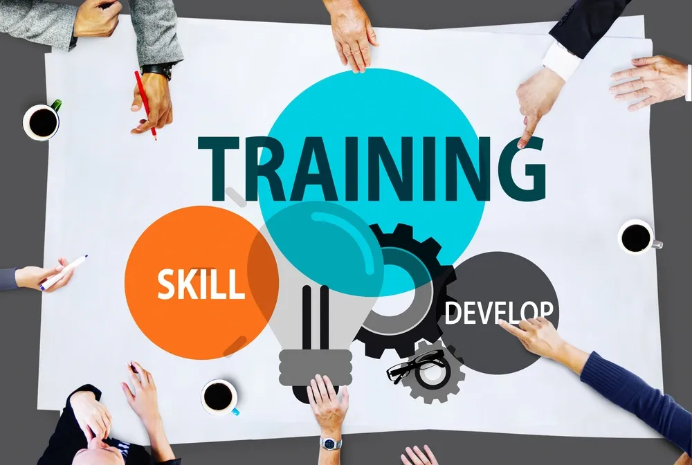 Contractor completing Makeover network training
